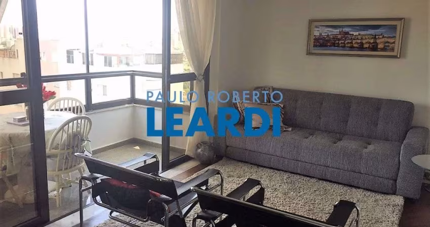 Apartamento à venda na Rua Tuiucuê, 12, Saúde, São Paulo