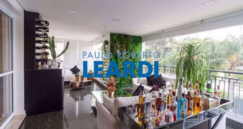 Apartamento à venda na Rua Xavier de Almeida, 717, Ipiranga, São Paulo