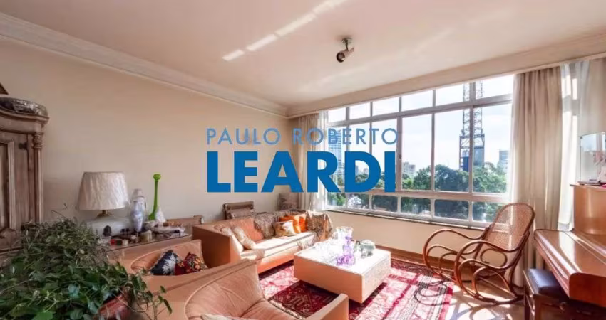 Apartamento à venda na Alameda Santos, 2527, Jardim América, São Paulo