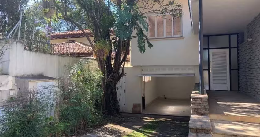 Casa em condomínio fechado com 4 quartos à venda na Rua Ubatuba, 78, Pacaembu, São Paulo