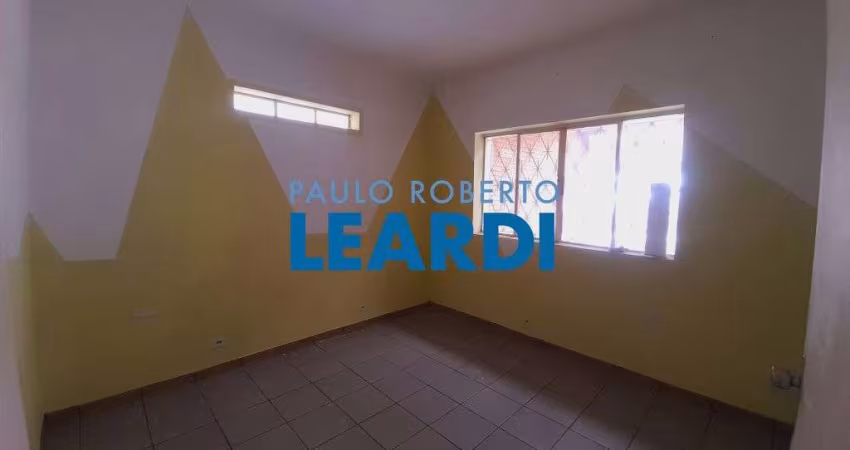 Casa à venda na Rua Guapiaçu, 203, Mirandópolis, São Paulo