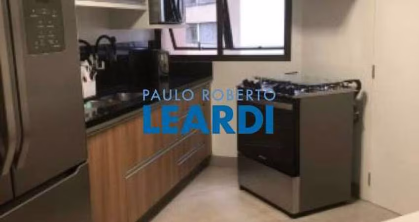 Apartamento à venda na Rua Bergamota, 388, Alto de Pinheiros, São Paulo