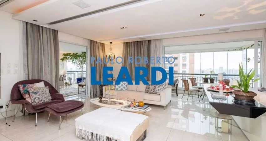 Apartamento à venda na Rua Pedro Pomponazzi, 129, Jardim da Glória, São Paulo