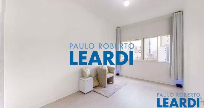Apartamento à venda na Praça Júlio Mesquita, 20, Centro, São Paulo