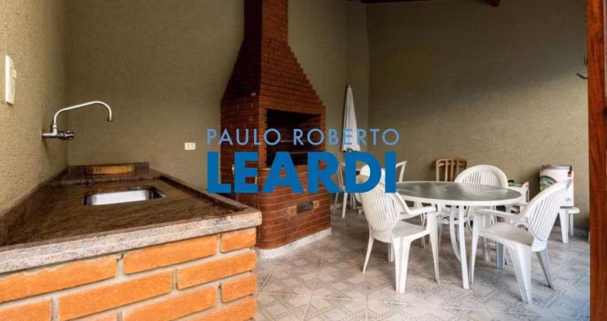 Casa à venda na Rua Jacurupé, 407, Parque São Domingos, São Paulo