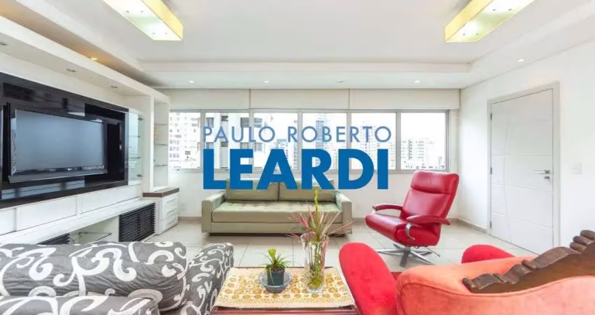 Apartamento à venda na Rua Turiassu, 161, Perdizes, São Paulo