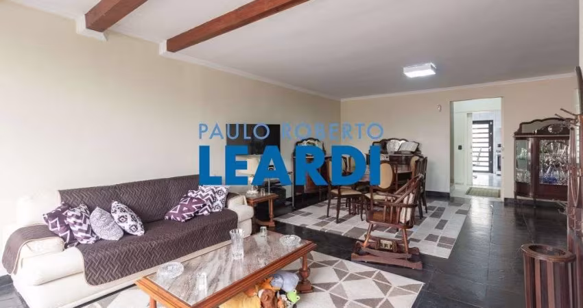 Casa à venda na Rua Ilsogno Di Anarello, 45, Vila Mariana, São Paulo