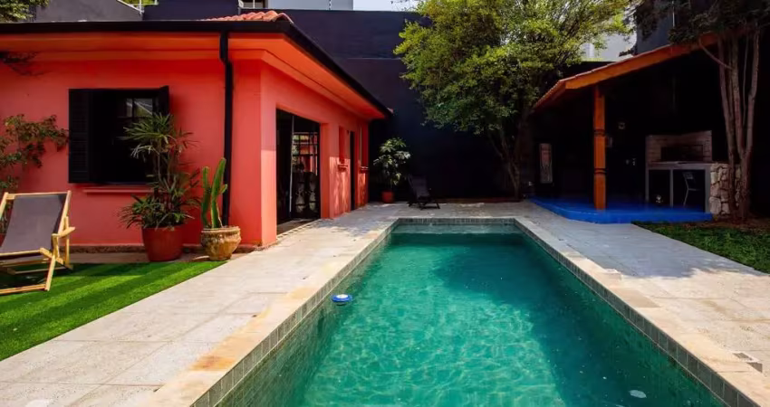 Casa com 3 quartos à venda na Rua Angatuba, 485, Pacaembu, São Paulo