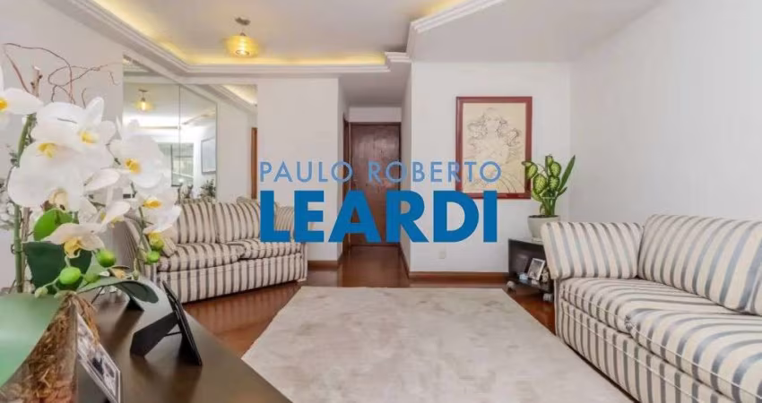 Apartamento à venda na Avenida Afonso Mariano Fagundes, 281, Mirandópolis, São Paulo