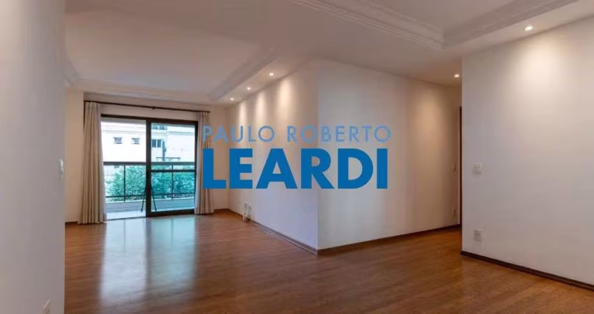 Apartamento à venda na Rua Garapeba, 241, Vila Mariana, São Paulo