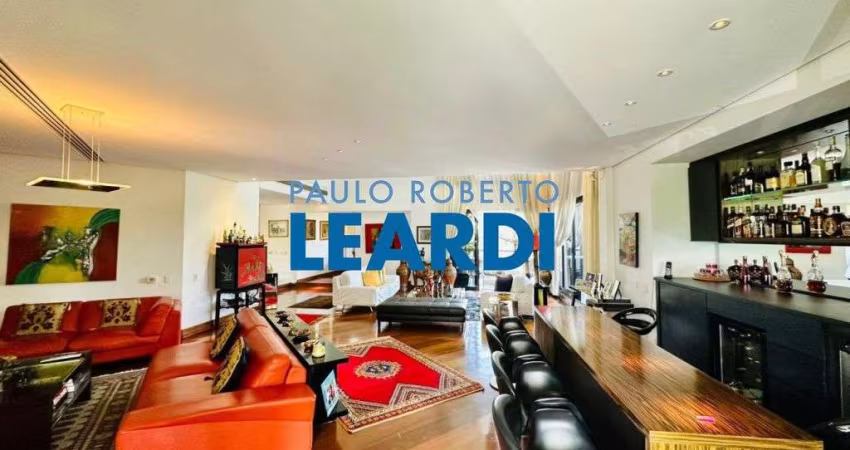 Apartamento à venda na Rua Haddock Lobo, 1735, Cerqueira César, São Paulo