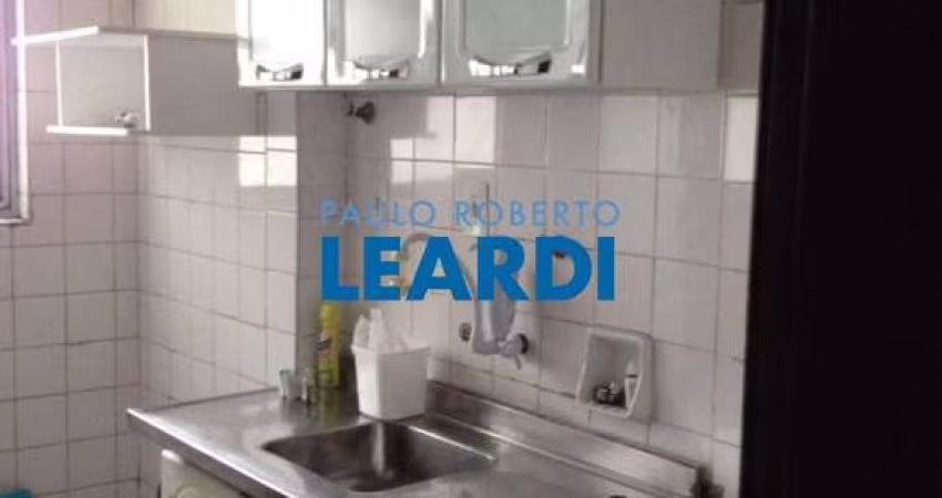 Apartamento à venda na Rua Eça de Queiroz, 288, Vila Mariana, São Paulo