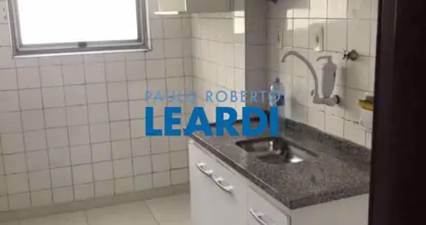 Apartamento à venda na Rua Eça de Queiroz, 58, Vila Mariana, São Paulo