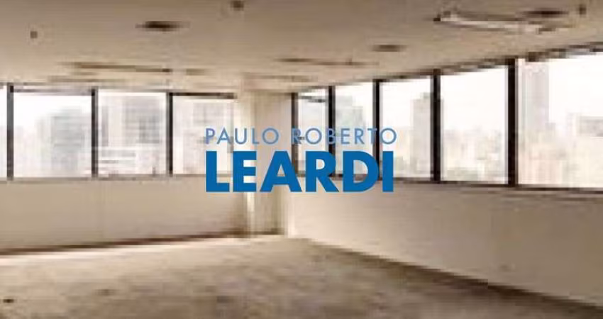 Ponto comercial à venda na Rua Fidêncio Ramos, 100, Vila Olímpia, São Paulo
