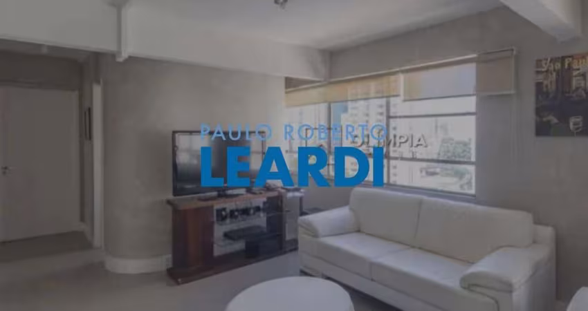 Apartamento à venda na Avenida Lavandisca, 622, Moema, São Paulo