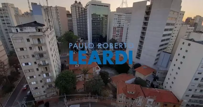 Apartamento à venda na Rua Doutor Alfredo Ellis, 301, Bela Vista, São Paulo
