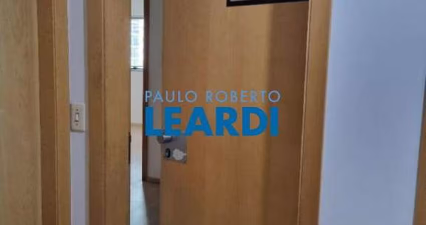 Sala comercial à venda na Avenida Professor Alfonso Bovero, 1057, Pompéia, São Paulo