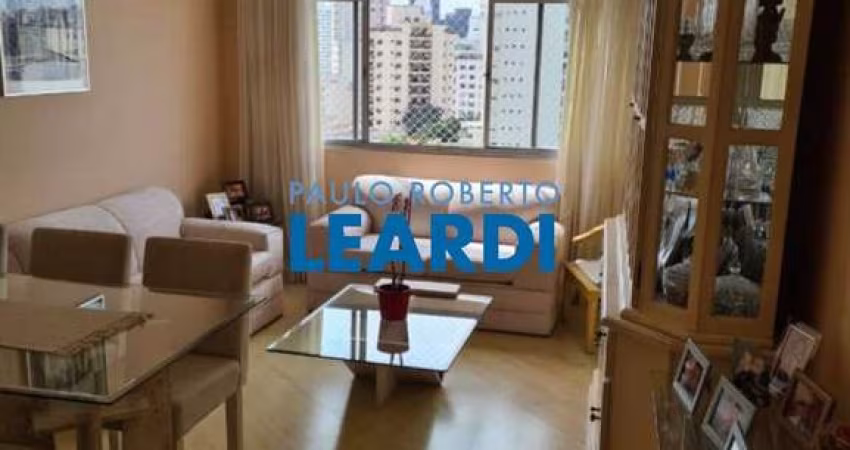 Apartamento à venda na Rua Espírito Santo, 218, Aclimação, São Paulo