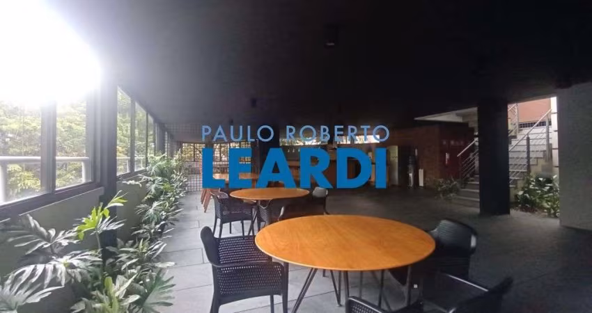 Apartamento à venda na Rua Tito, 19, Vila Romana, São Paulo