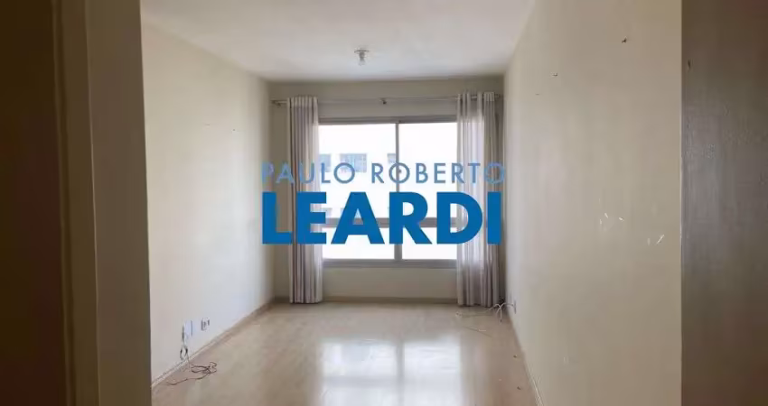Apartamento à venda na Avenida da Aclimação, 489, Aclimação, São Paulo