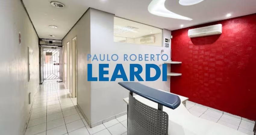Casa comercial à venda na Rua Joaquim Távora, 344, Aclimação, São Paulo