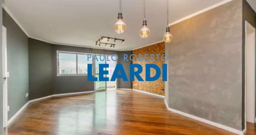 Apartamento à venda na Rua Baronesa de Bela Vista, 641, Campo Belo, São Paulo