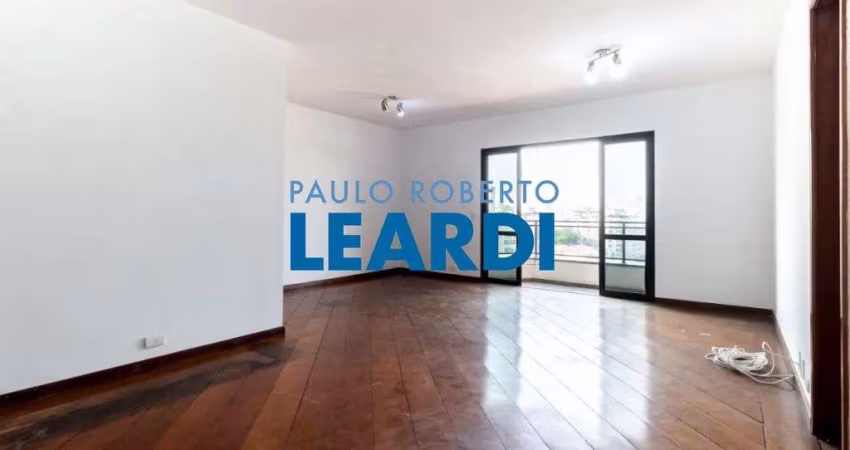 Apartamento à venda na Rua Agudos, 3, Vila Monumento, São Paulo