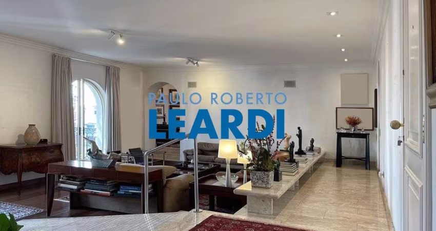 Apartamento à venda na Rua Doutor Brasílio Machado, 444, Higienópolis, São Paulo