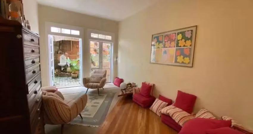 Casa com 5 quartos à venda na Rua Almirante Marques Leão, 785, Bela Vista, São Paulo