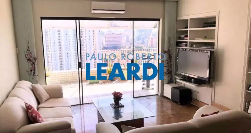 Cobertura à venda na Avenida Lacerda Franco, 115, Aclimação, São Paulo