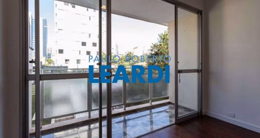 Apartamento à venda na Rua Morais de Barros, 999, Campo Belo, São Paulo