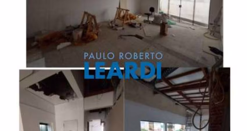 Casa comercial à venda na Rua Barão de Jaguara, 981, Cambuci, São Paulo