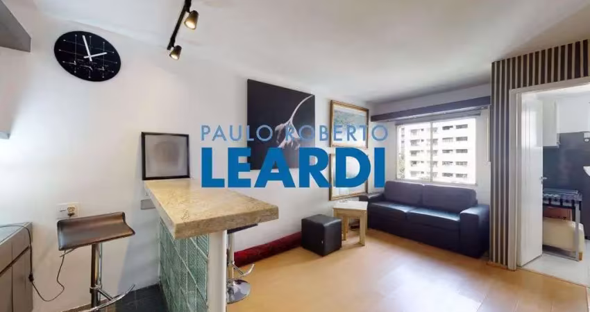 Apartamento à venda na Rua Jacques Félix, 709, Vila Nova Conceição, São Paulo
