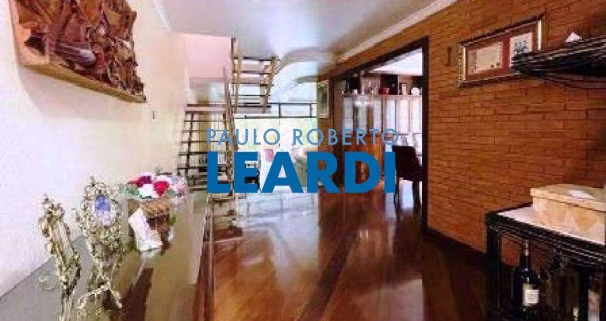 Casa à venda na Rua Fábia, 1073, Lapa, São Paulo