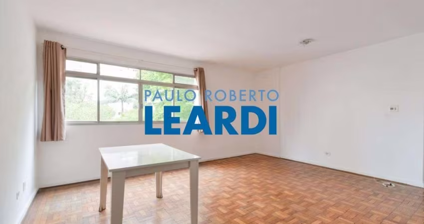 Apartamento à venda na Rua Treze de Maio, 1445, Bela Vista, São Paulo