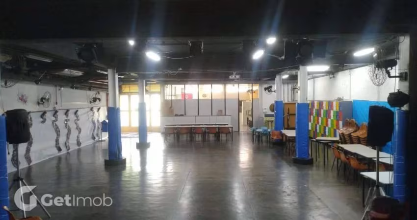 Casa comercial à venda na Rua Vigário Albernaz, 290, Vila Gumercindo, São Paulo