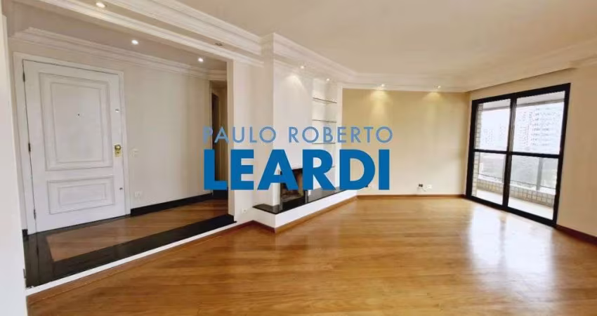 Apartamento à venda na Rua Doutor Samuel Porto, 134, Mirandópolis, São Paulo