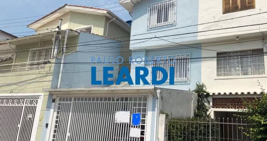 Casa à venda na Rua Ana Demerson, 93, Jardim da Glória, São Paulo