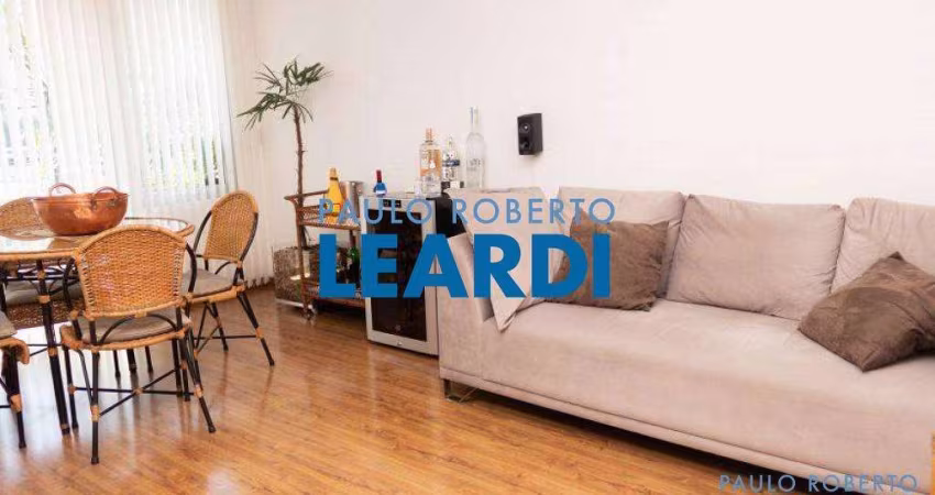 Apartamento à venda na Rua Natingui, 815, Vila Madalena, São Paulo