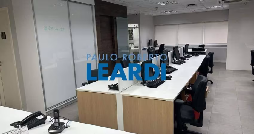 Sala comercial para alugar na Rua Tabapuã, 50, Itaim Bibi, São Paulo