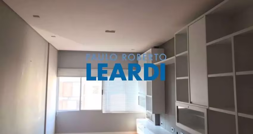 Apartamento à venda na Alameda Santos, 2055, Jardim América, São Paulo