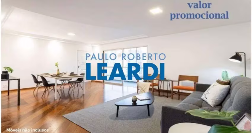 Apartamento à venda na Rua dos Democratas, 799, Saúde, São Paulo