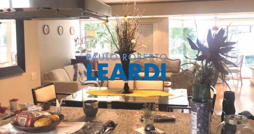Apartamento à venda na Alameda Franca, 1436, Jardim América, São Paulo