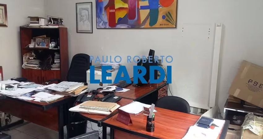 Ponto comercial para alugar na Rua Aimberê, 300, Perdizes, São Paulo