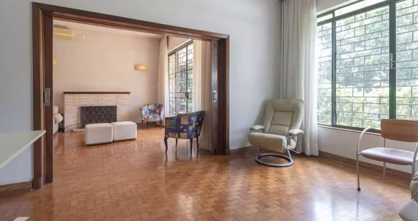 Casa com 5 quartos à venda na Rua Pombal, 52, Sumaré, São Paulo