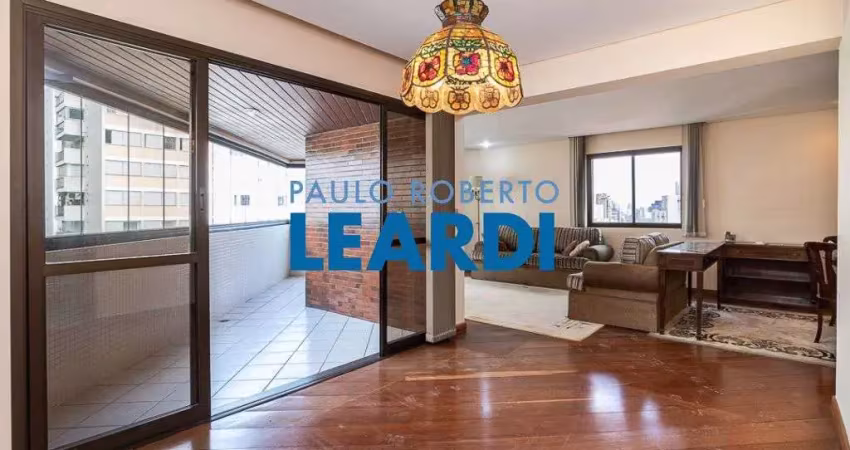 Apartamento à venda na Rua Paraguassu, 456, Perdizes, São Paulo
