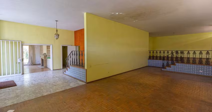 Casa com 4 quartos à venda na Rua Angatuba, 465, Pacaembu, São Paulo