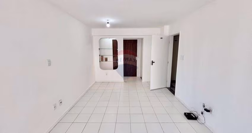 Apartamento na Pituba 3/4, 1 suíte, 3 banheiros, portaria 24h, garagem coberta e solta: Conforto e comodidade numa localização estratégica.