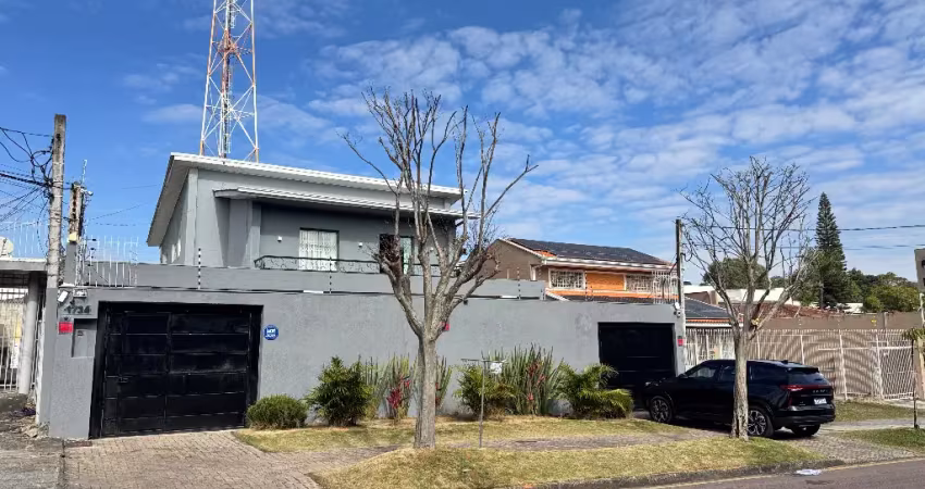 Casa comercial com 7 salas para alugar na Rua Reinaldino Schaffenberg de Quadros, 1734, Alto da Rua XV, Curitiba