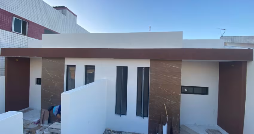 Casa Novo Geisel 2 quartos excelente acabamento